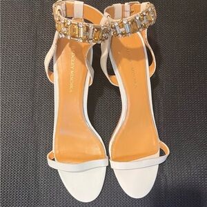Badgley Mischka 3” Sandals 👡 Size 11